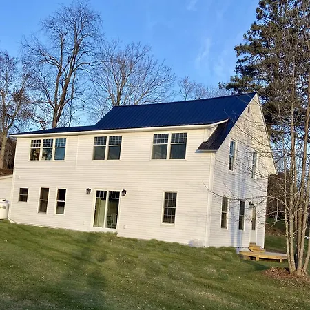 Beach House - On Lake Time Newport Exterior photo